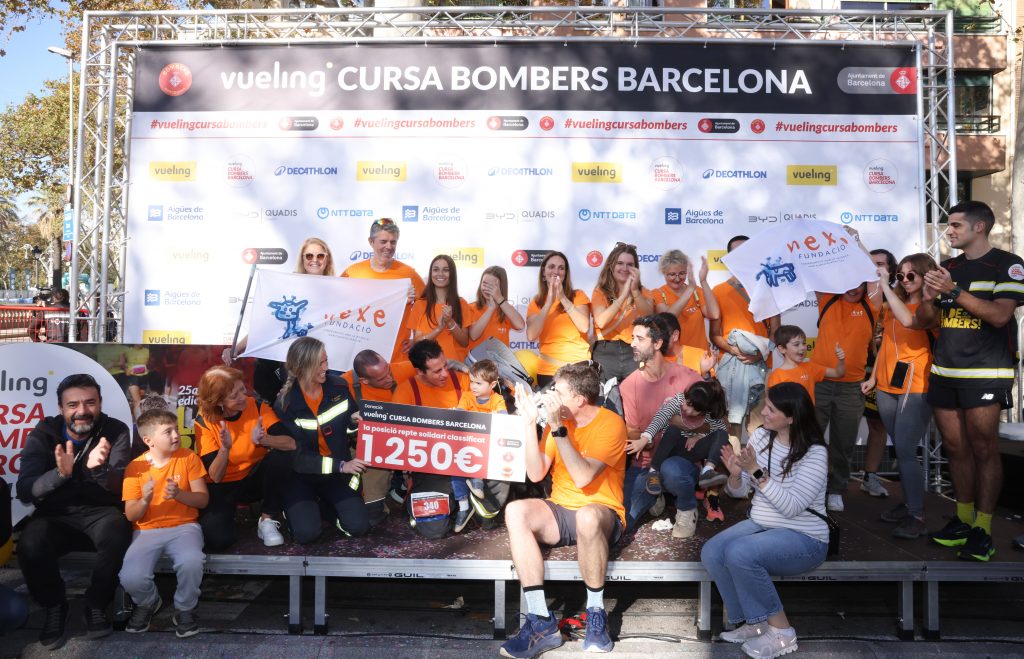 solidària vueling cursa bombers barcelona