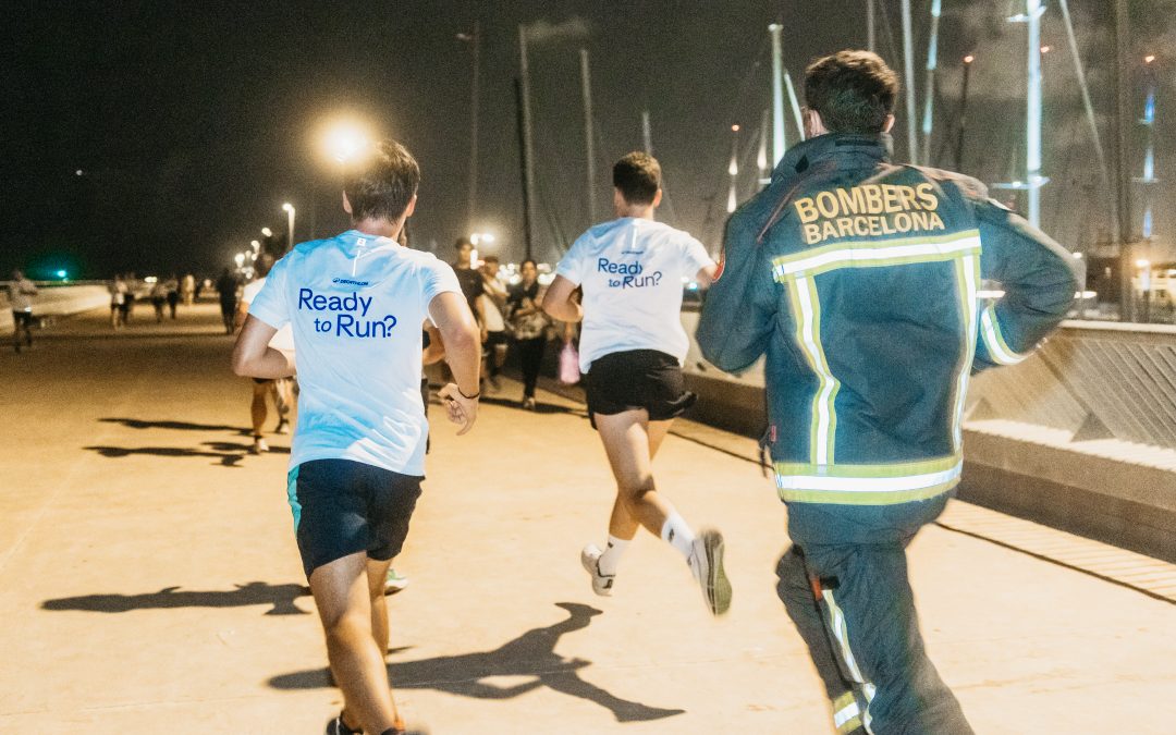 Apúntate a los entrenamientos Decathlon Runners y prepara la Vueling Cursa Bombers Barcelona 2025 de la mejor manera posible
